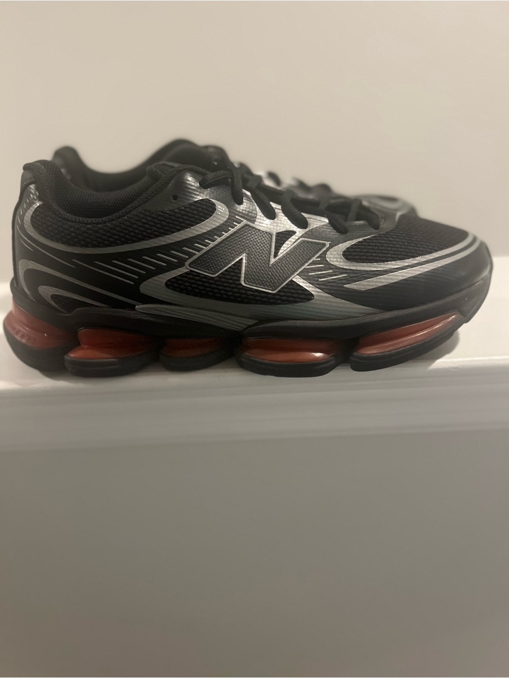 New Balance 2000 Abzorb Men’s Size 10 (USA)